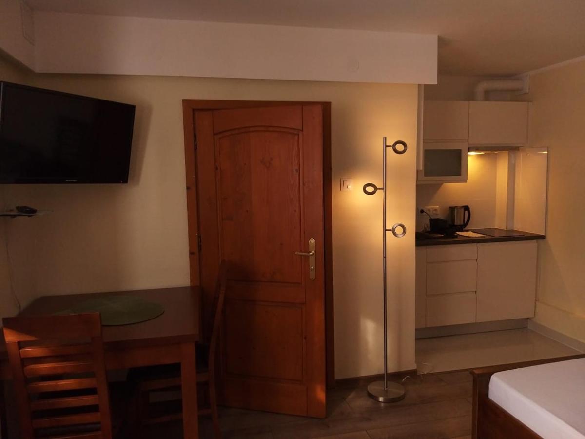 Kapi-Spa Pokoje I Apartamenty Клушковце Екстериор снимка